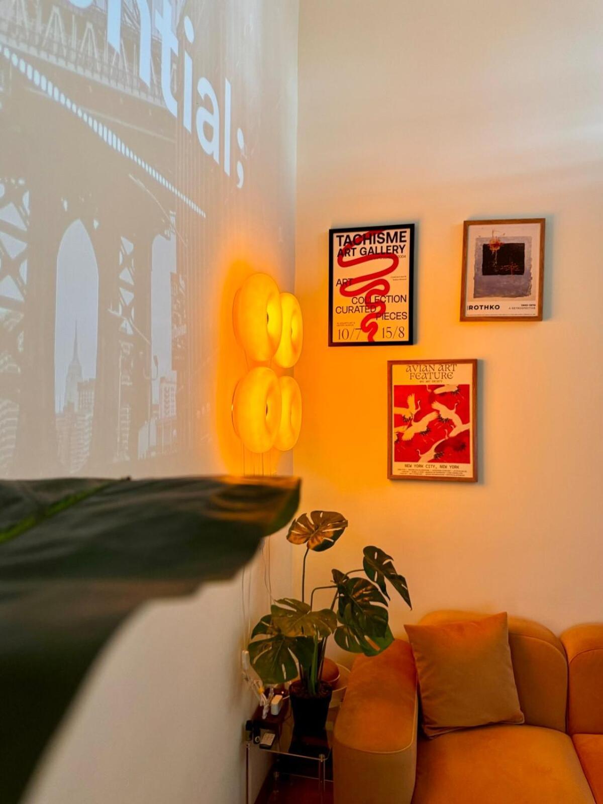 Duplex Loft Near D1 Exquisitely Designed Căn hộ